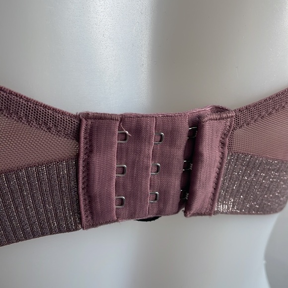 Victoria’s Secret Bra 32DDD Push Up Mauve - Picture 4 of 12